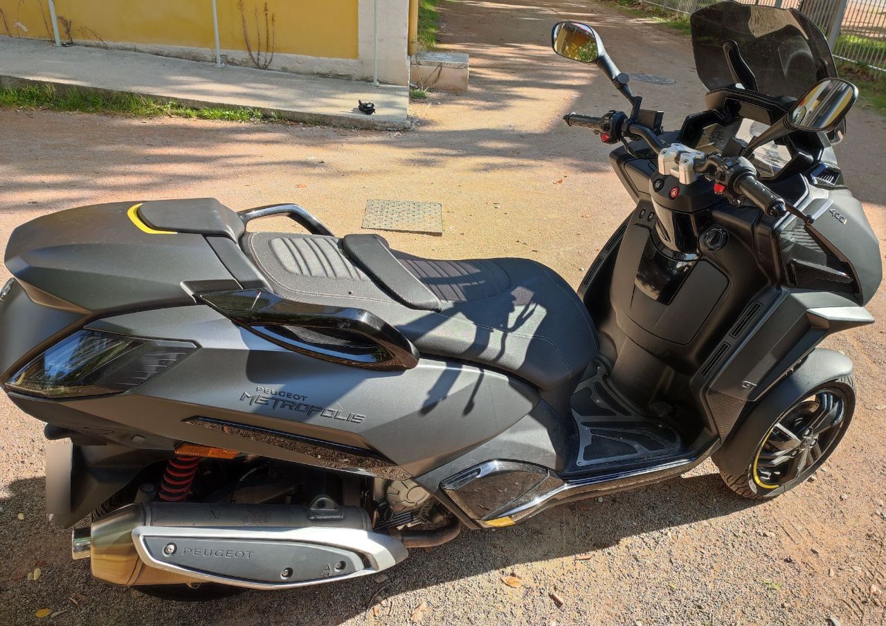 Photo PEUGEOT METROPOLIS