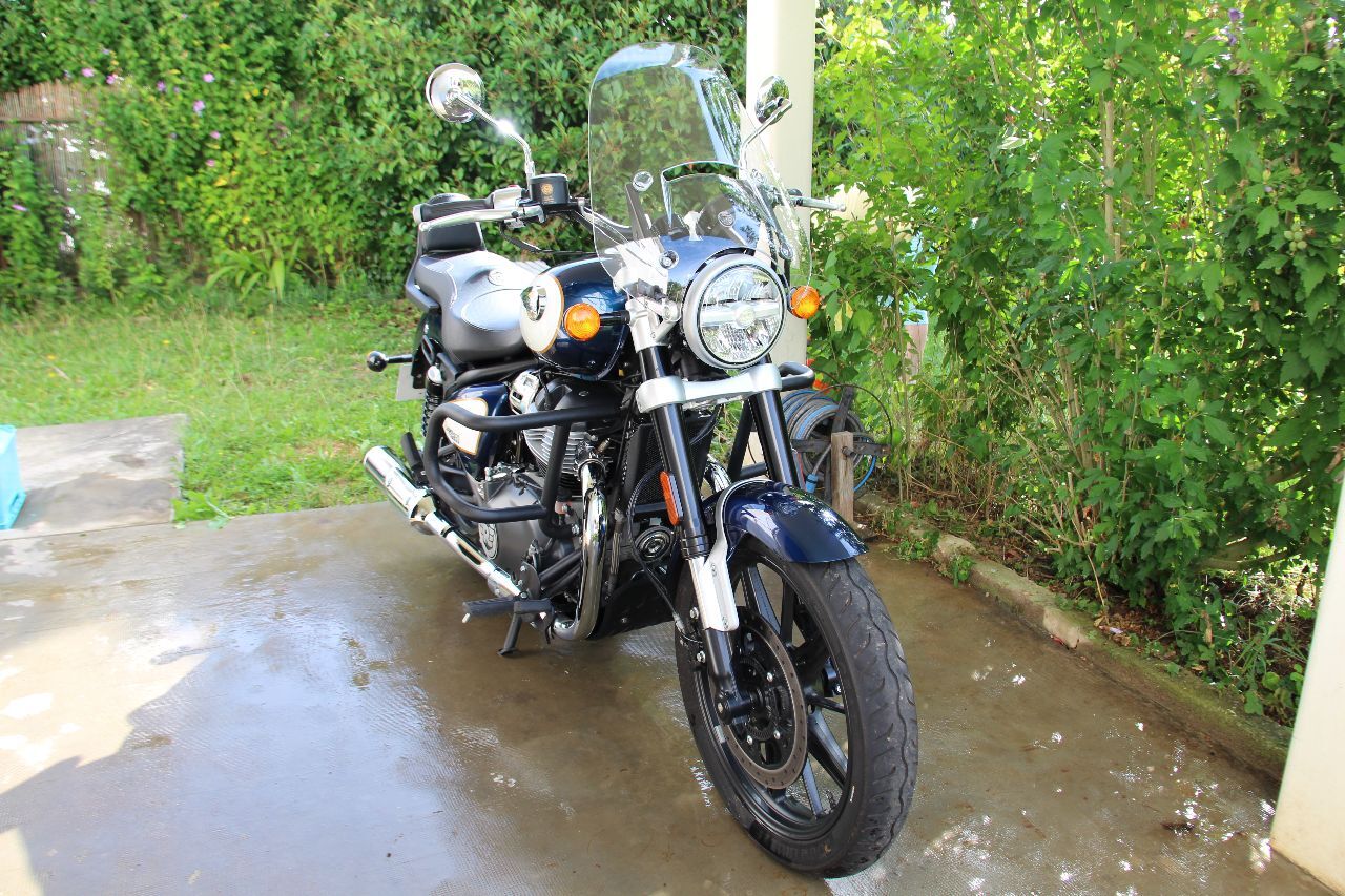 Photo ROYAL ENFIELD SUPER