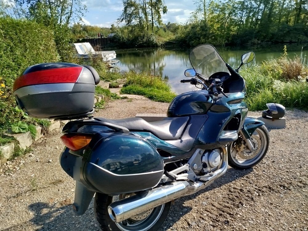 Photo HONDA DEAUVILLE 650