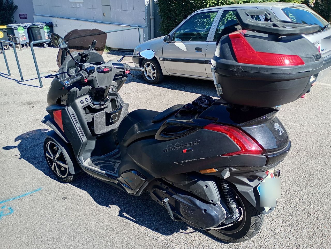 Photo PEUGEOT METROPOLIS 400