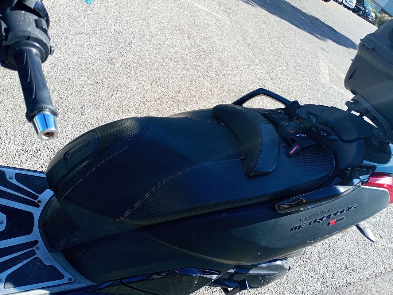 Photo PEUGEOT METROPOLIS 400