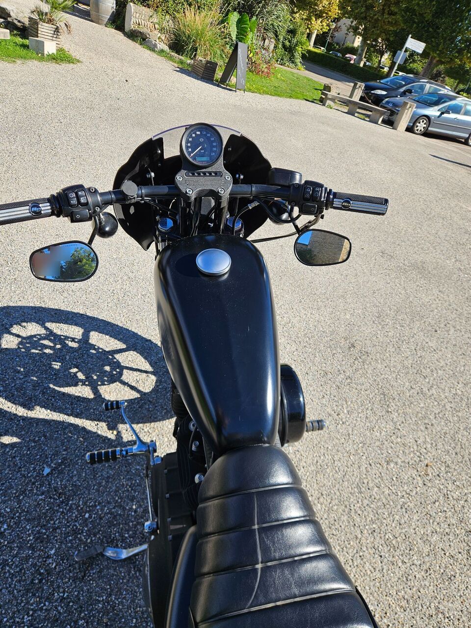 Photo HARLEY DAVIDSON 883