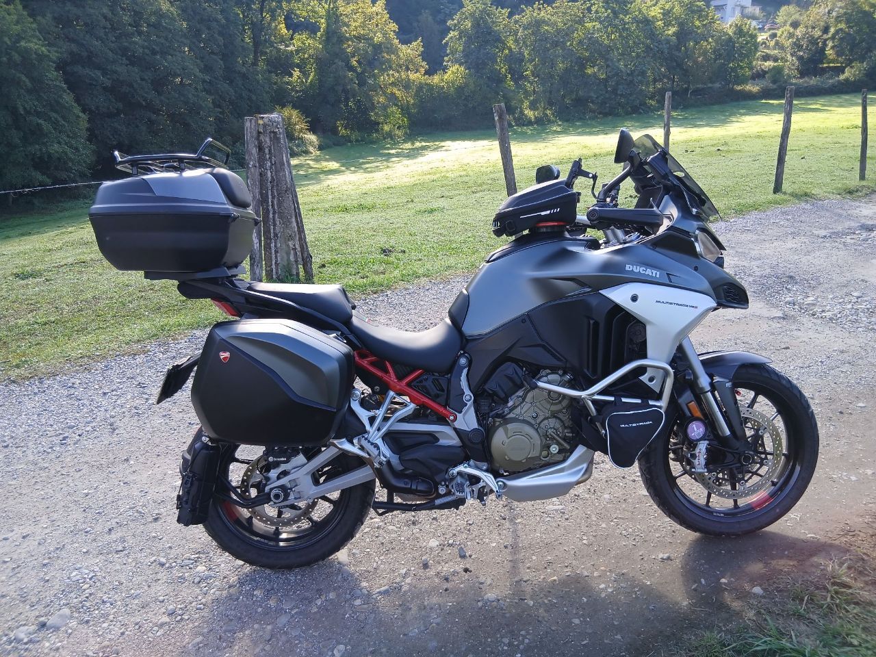 Photo DUCATI MULTISTRADA V4S