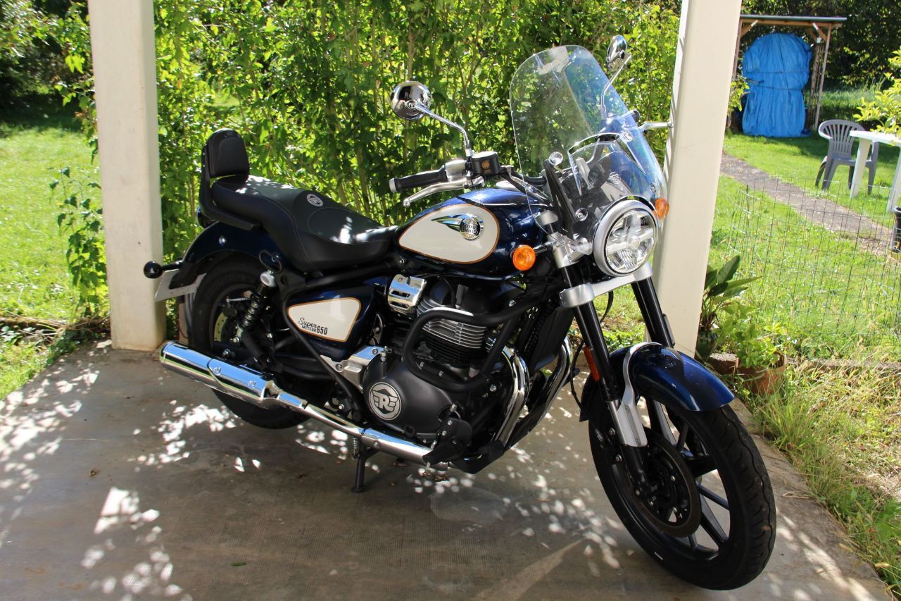 Photo ROYAL ENFIELD SUPER