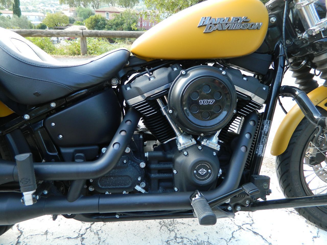 Photo HARLEY DAVIDSON STREET