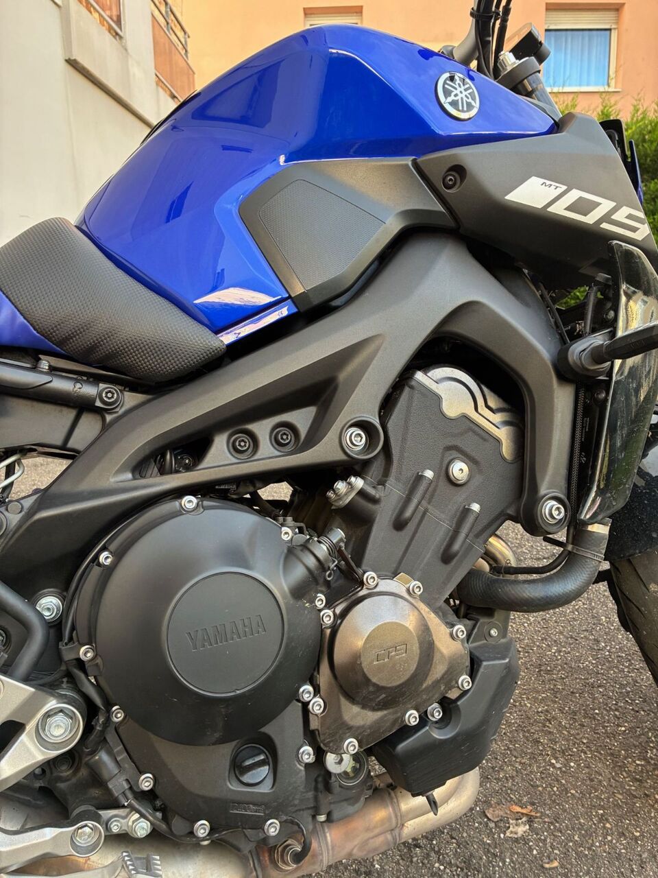 Photo YAMAHA MT 09 850 FULL