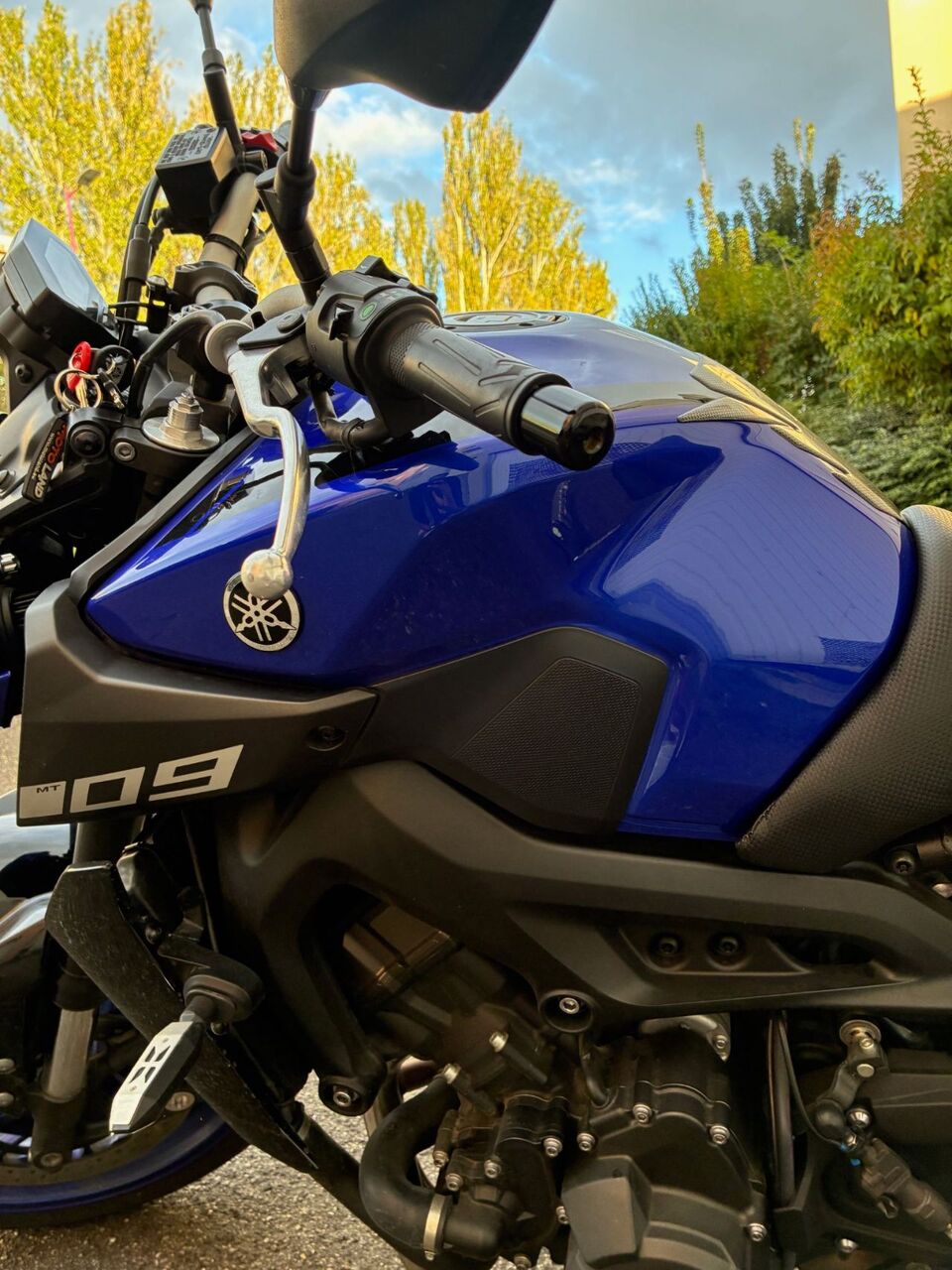 Photo YAMAHA MT 09 850 FULL