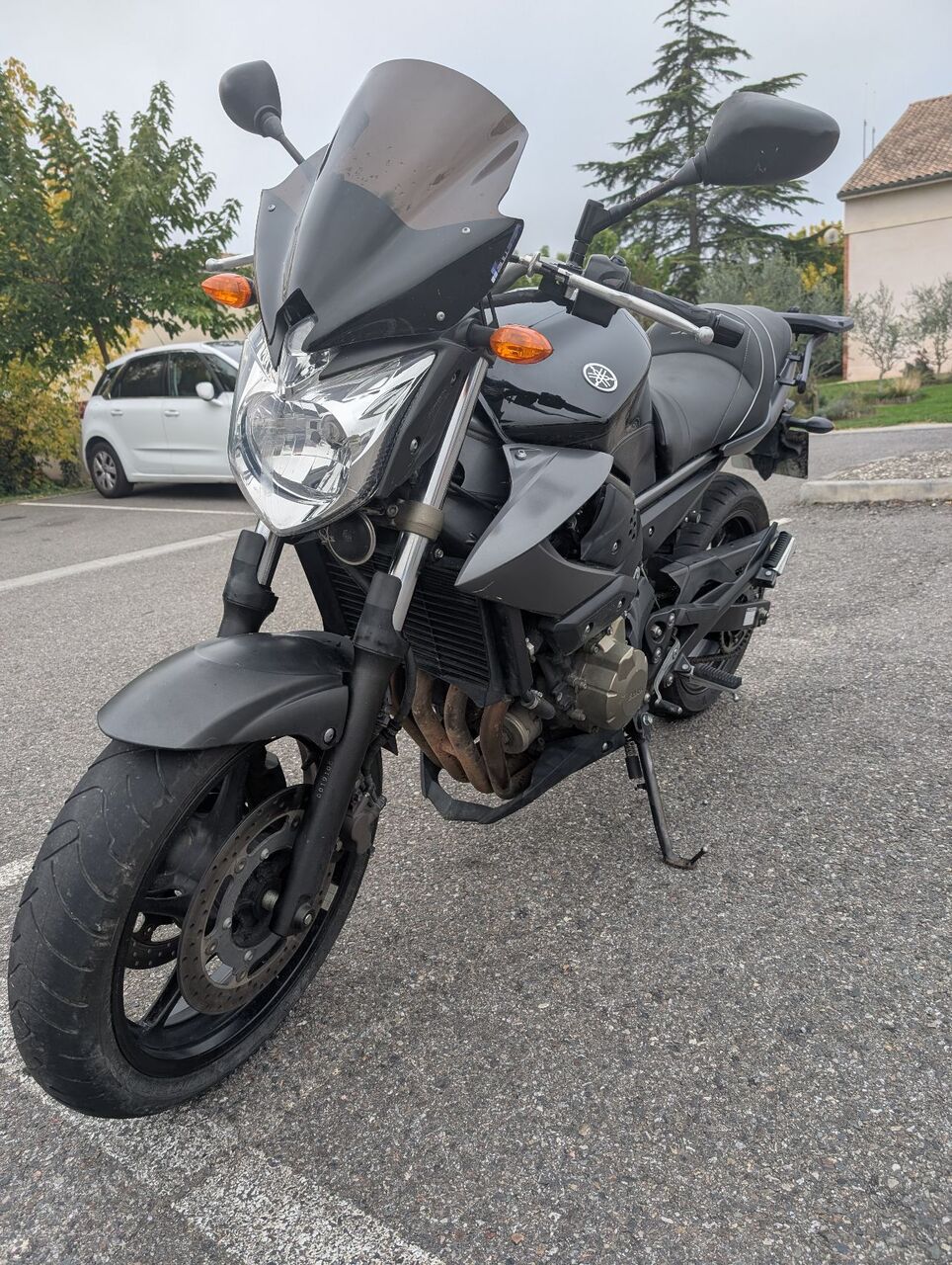 Photo YAMAHA XJ6 N FULL