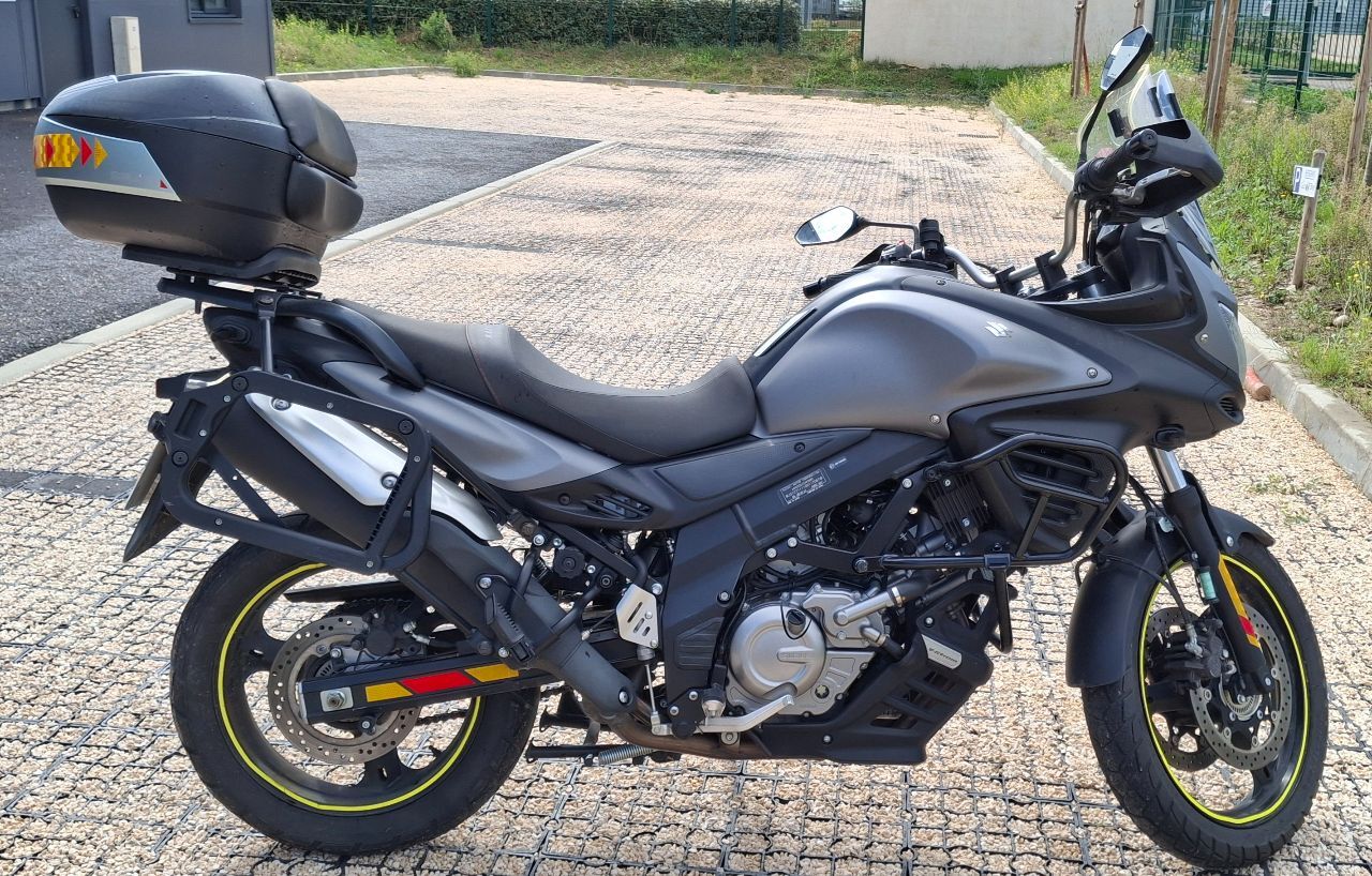 Photo SUZUKI VSTROM 650 FULL
