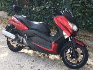 YAMAHA XMAX 125 YAMAHA XMAX 125