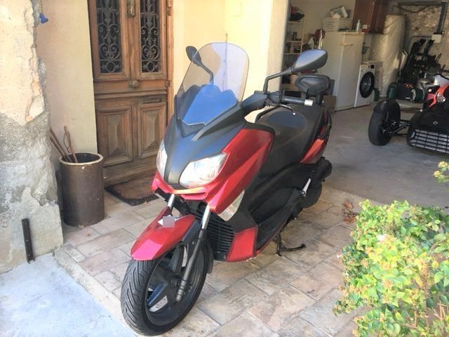 Photo YAMAHA XMAX 125