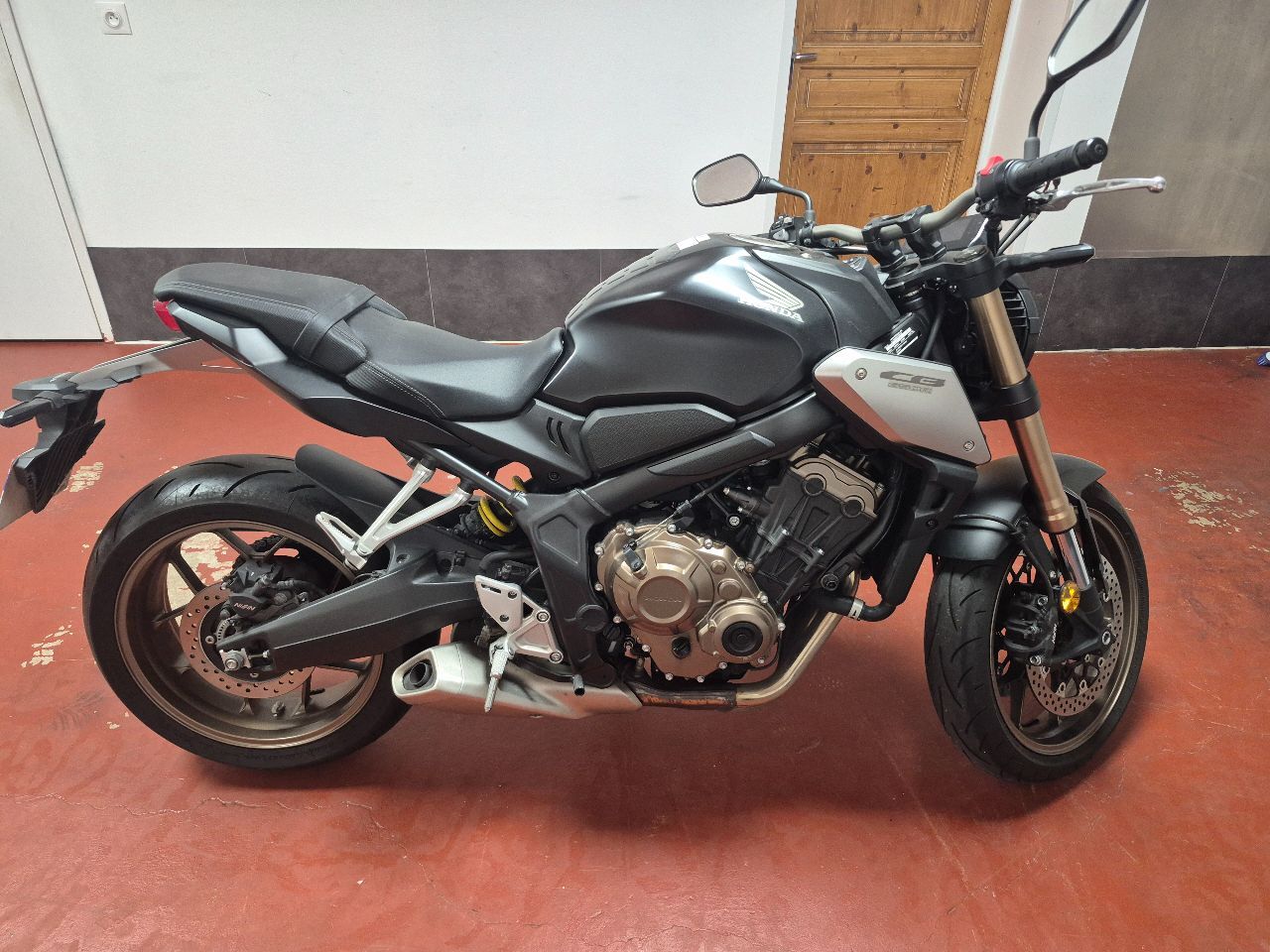 Photo HONDA CB 650 R A2 ABS