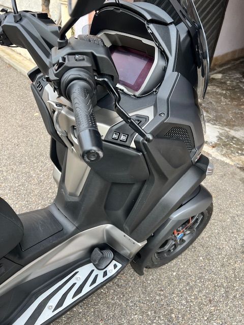 Photo PIAGGIO MP3 530 HPE