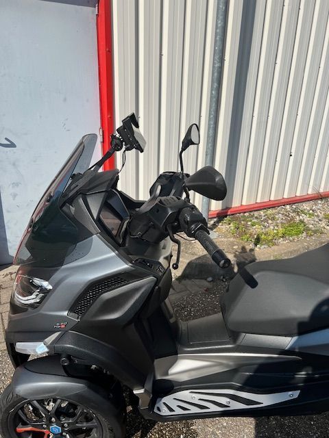 Photo PIAGGIO MP3 530 HPE