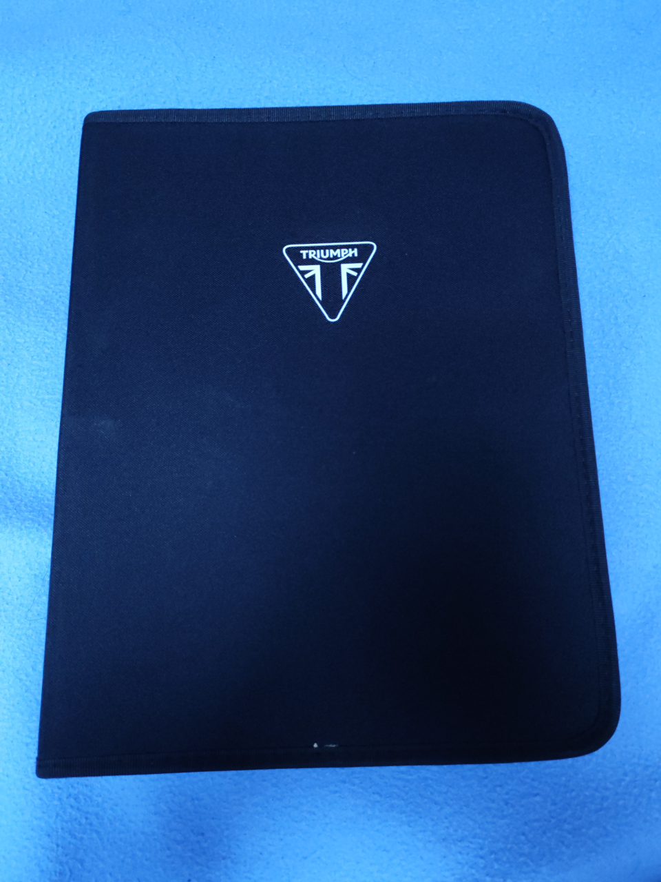 Photo TRIUMPH TRIDENT 660