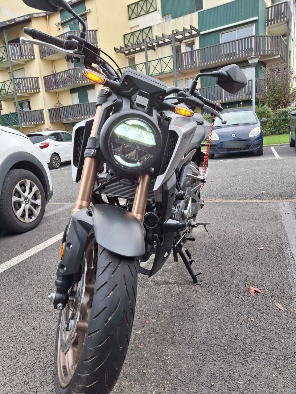 Photo HONDA CB 125 R ABS