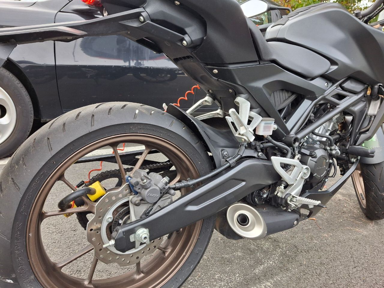 Photo HONDA CB 125 R ABS