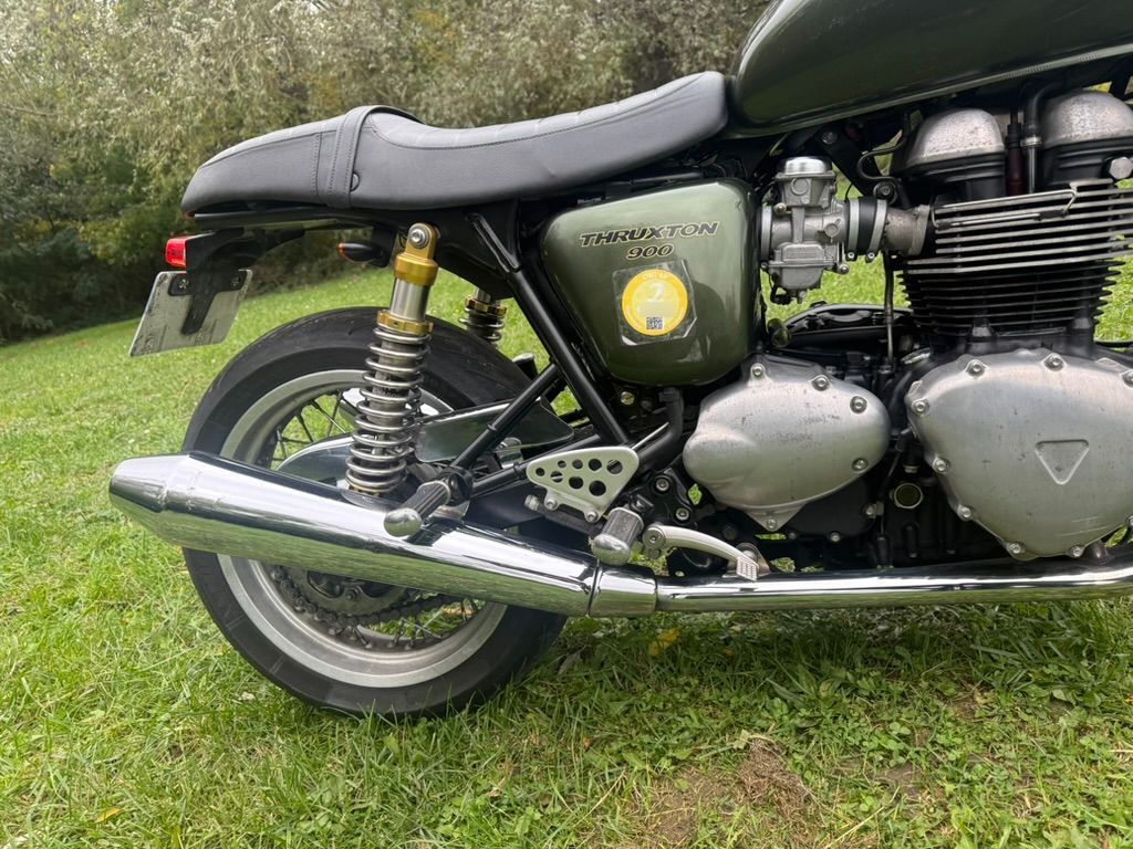 Photo TRIUMPH THRUXTON 900