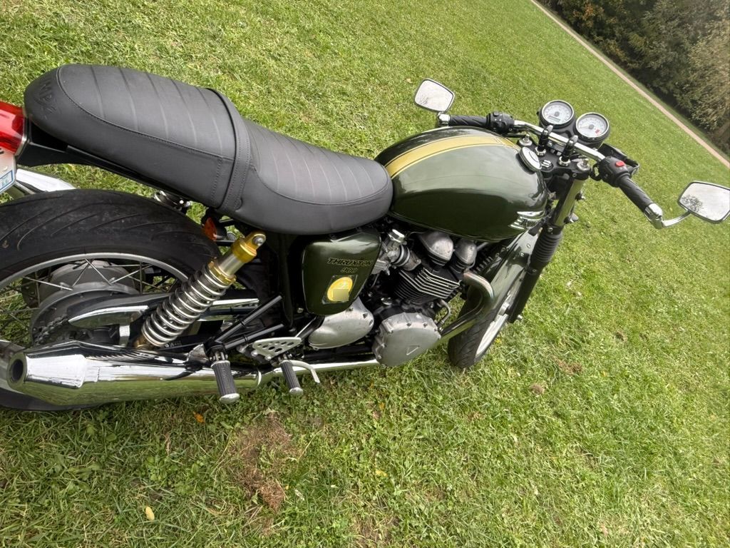 Photo TRIUMPH THRUXTON 900