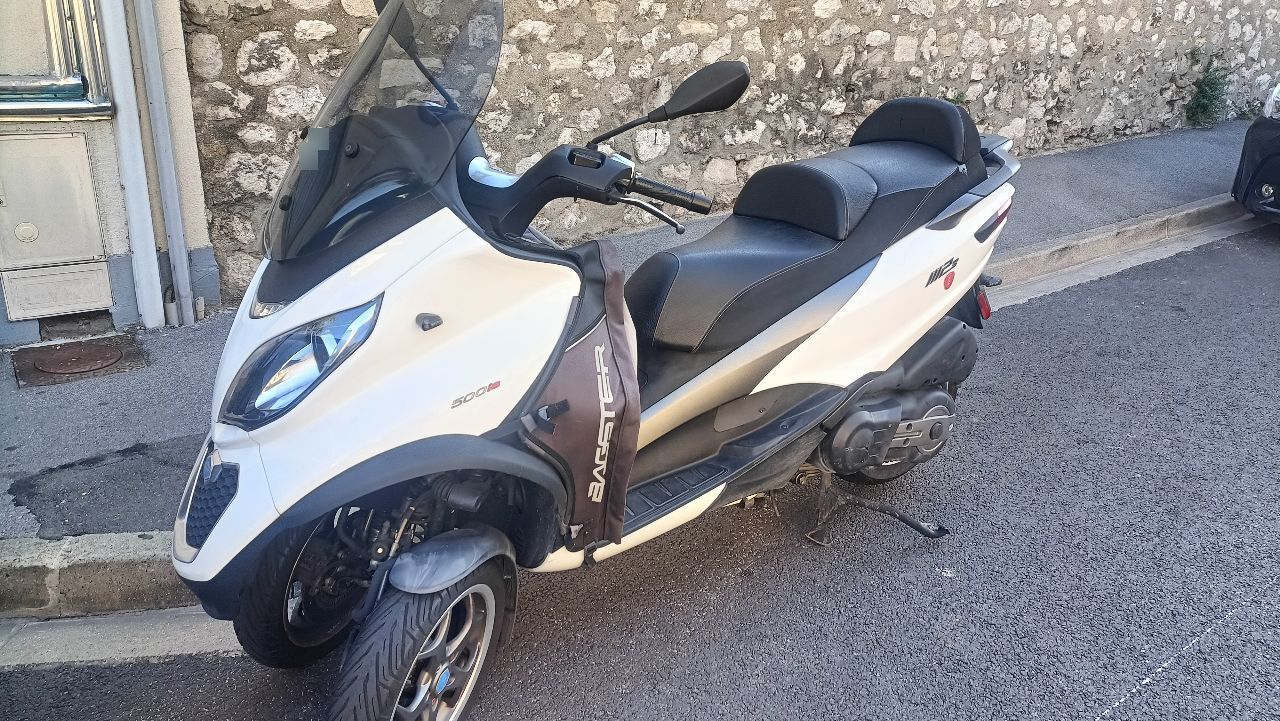 Photo PIAGGIO MP3 500 LT