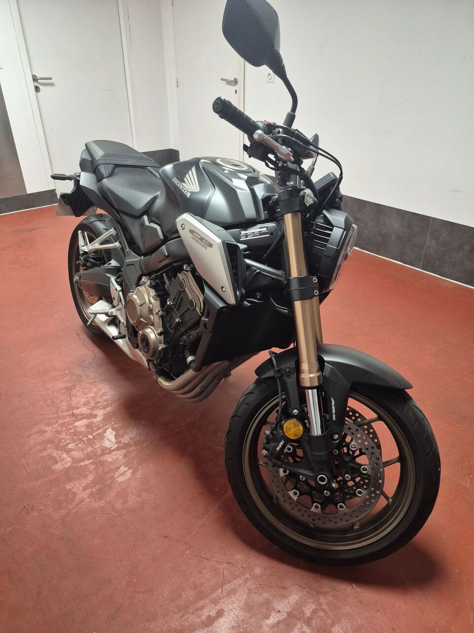 Photo HONDA CB 650 R A2 ABS