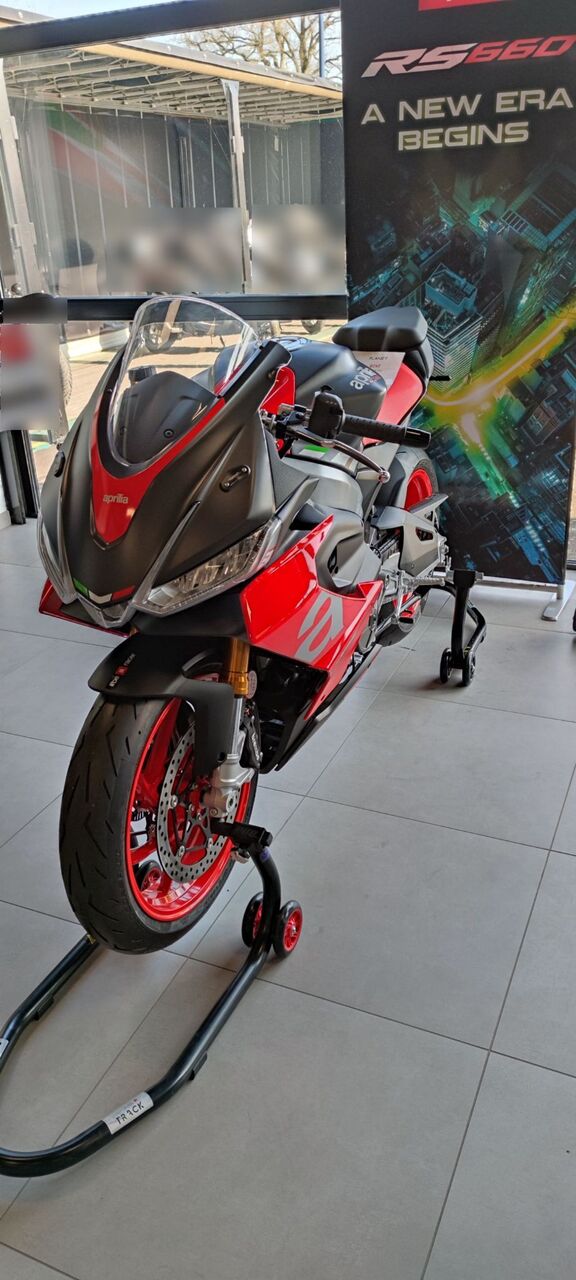 Photo APRILIA RSV4 1100 ABS