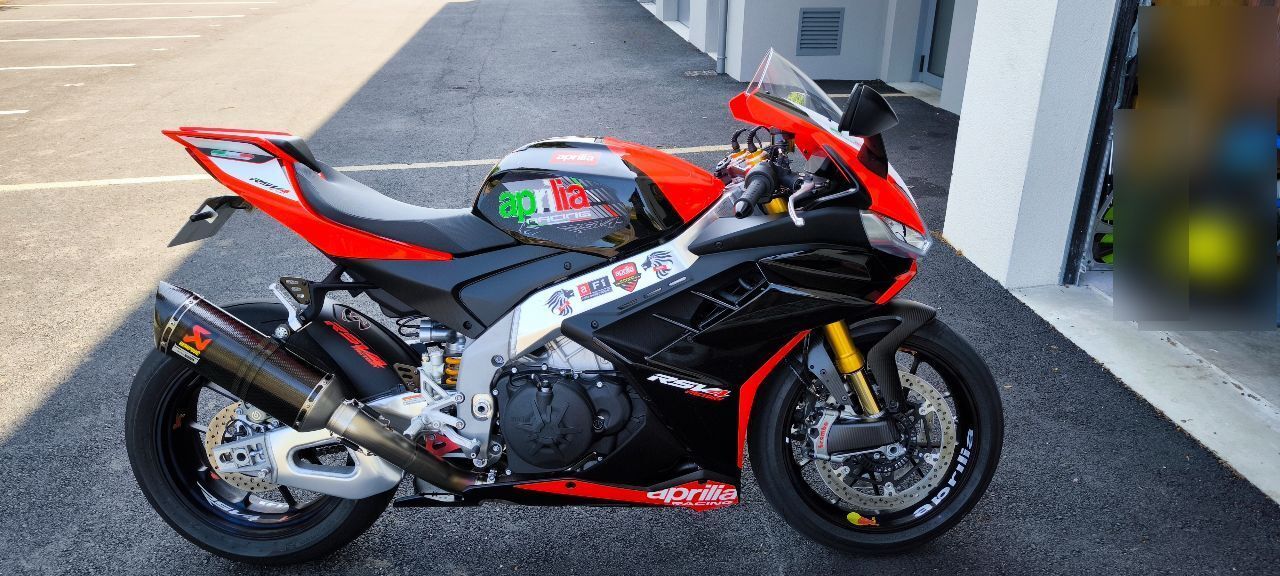 Photo APRILIA RSV4 1100 ABS