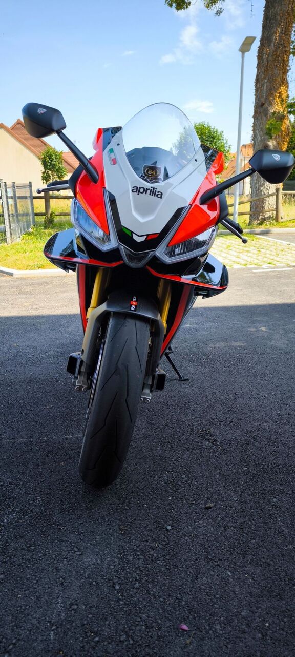Photo APRILIA RSV4 1100 ABS