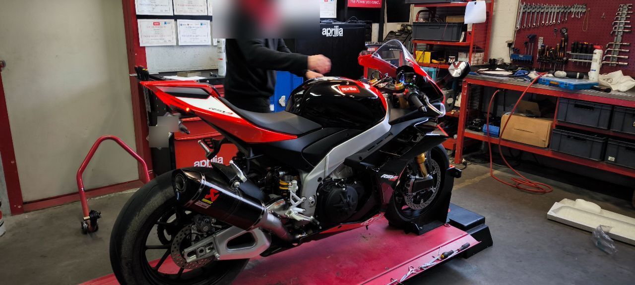 Photo APRILIA RSV4 1100 ABS