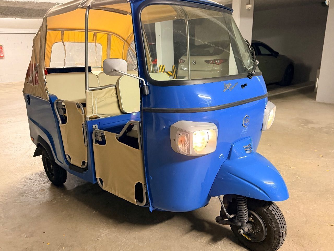 Photo PIAGGIO APE CALESSINO