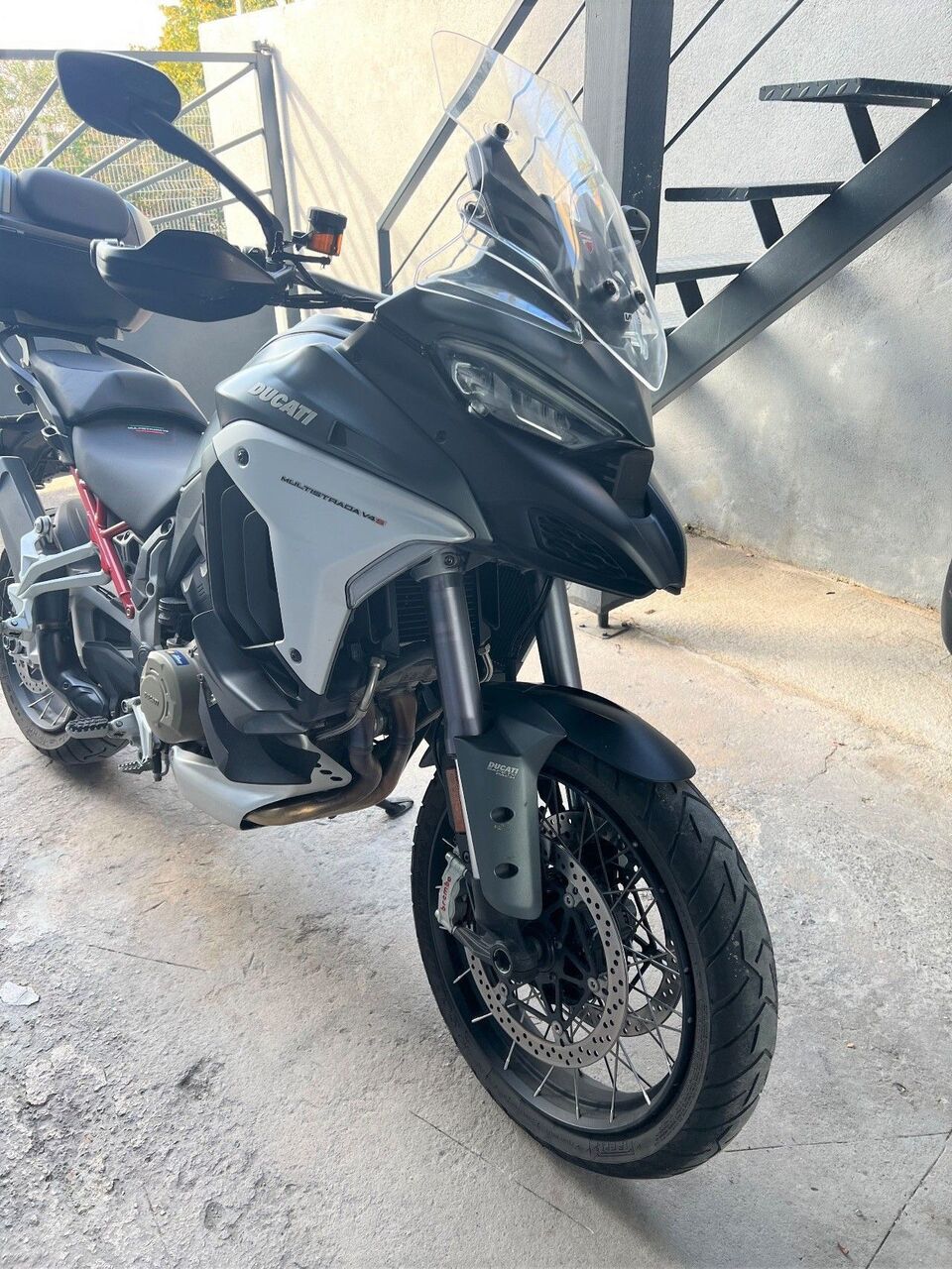 Photo DUCATI MULTISTRADA V4