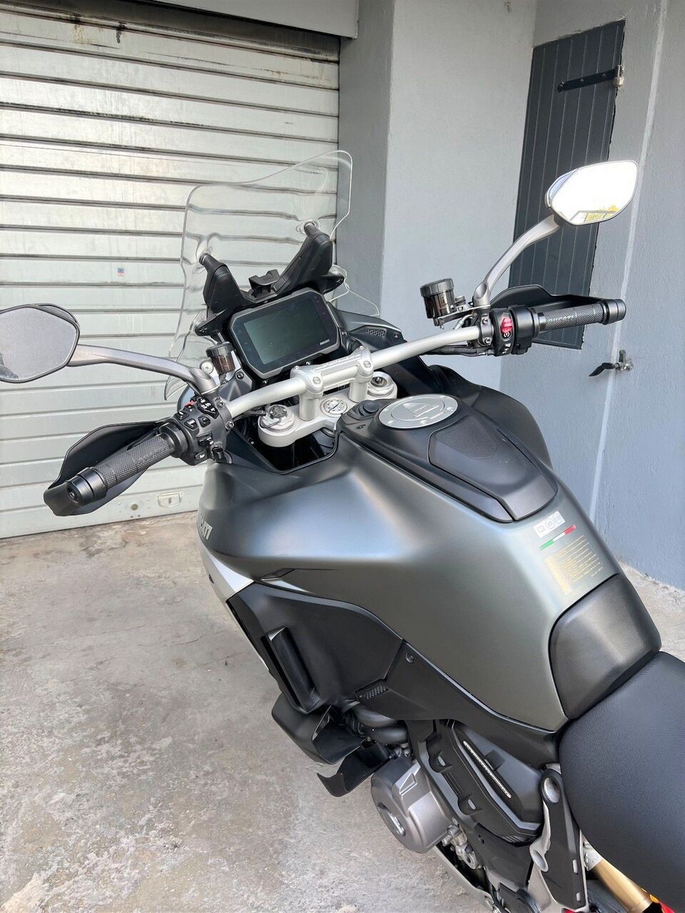 Photo DUCATI MULTISTRADA V4