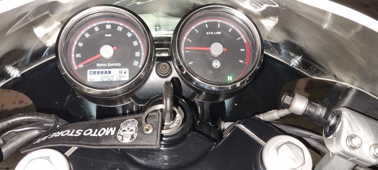 Photo ROYAL ENFIELD GT 650