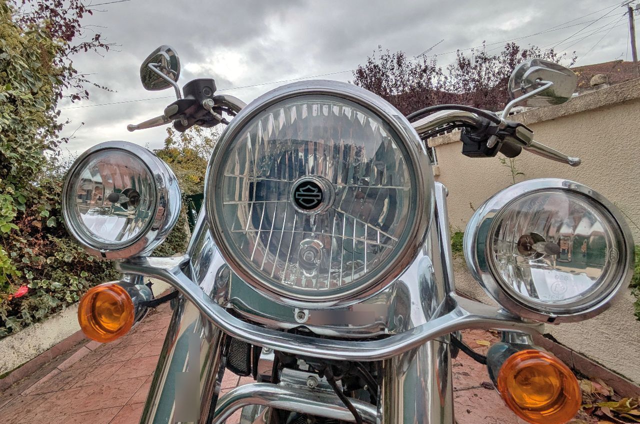 Photo HARLEY DAVIDSON DELUXE