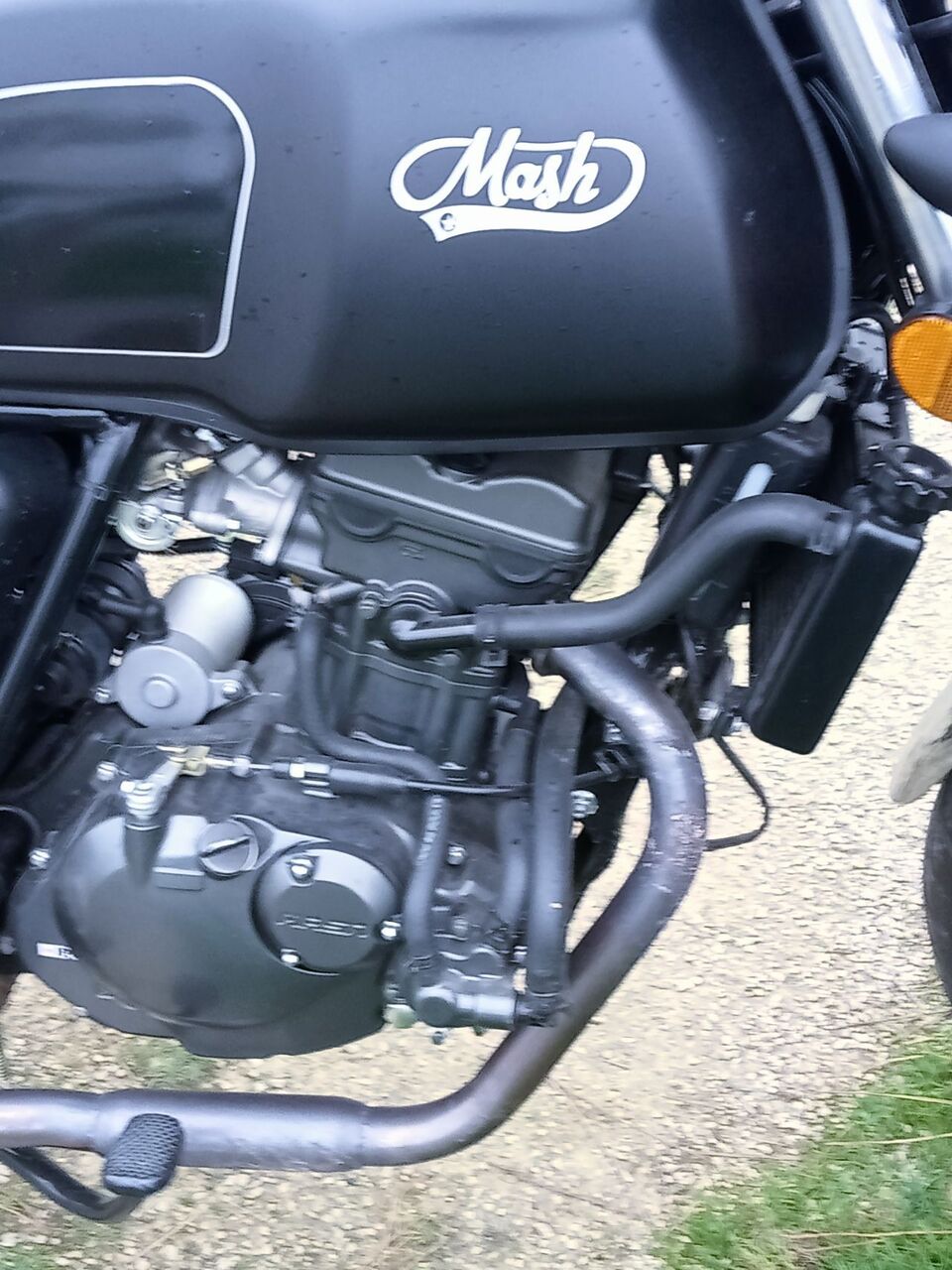 Photo MASH BLACK SEVEN 125