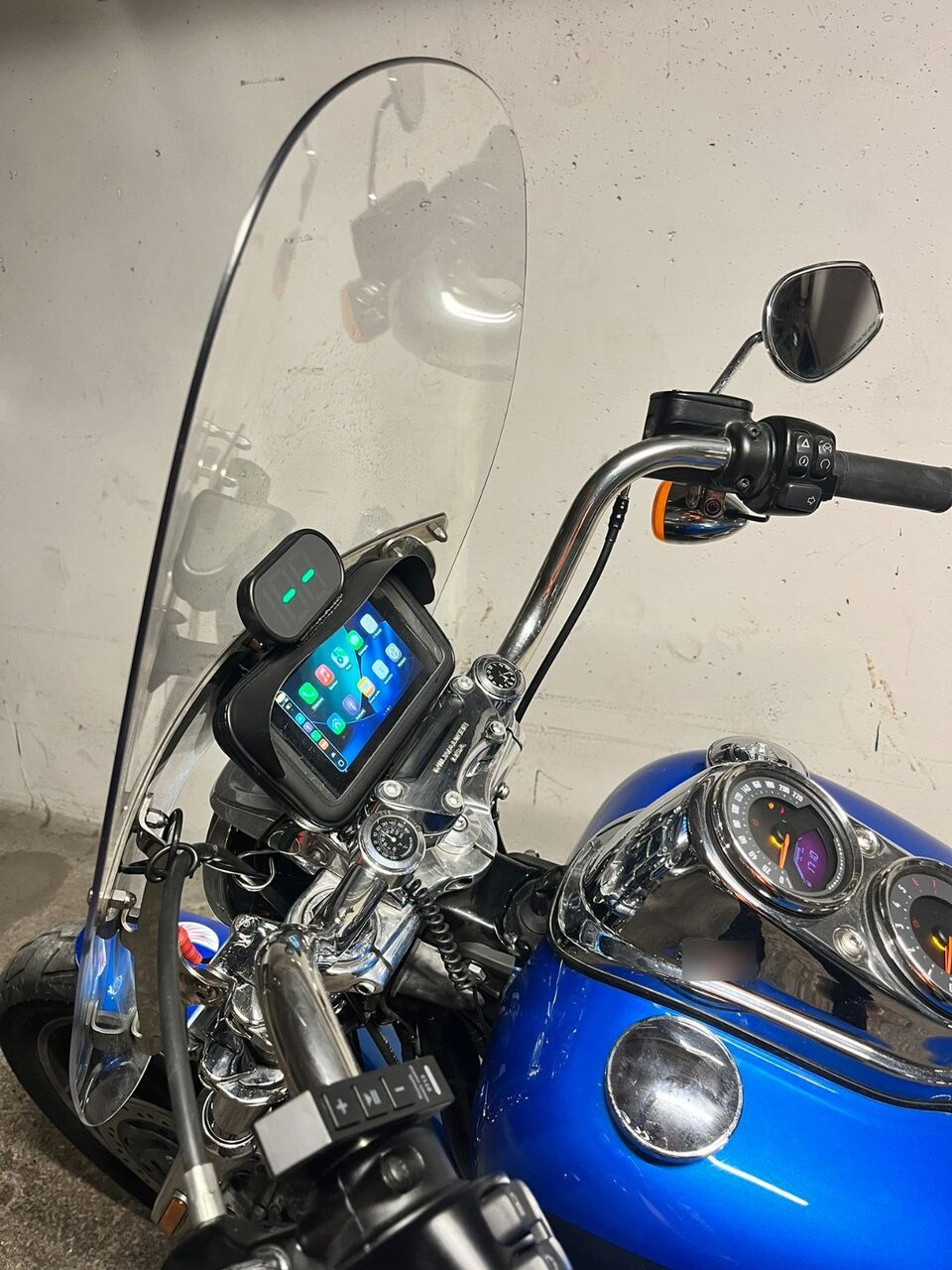 Photo HARLEY DAVIDSON LOW S