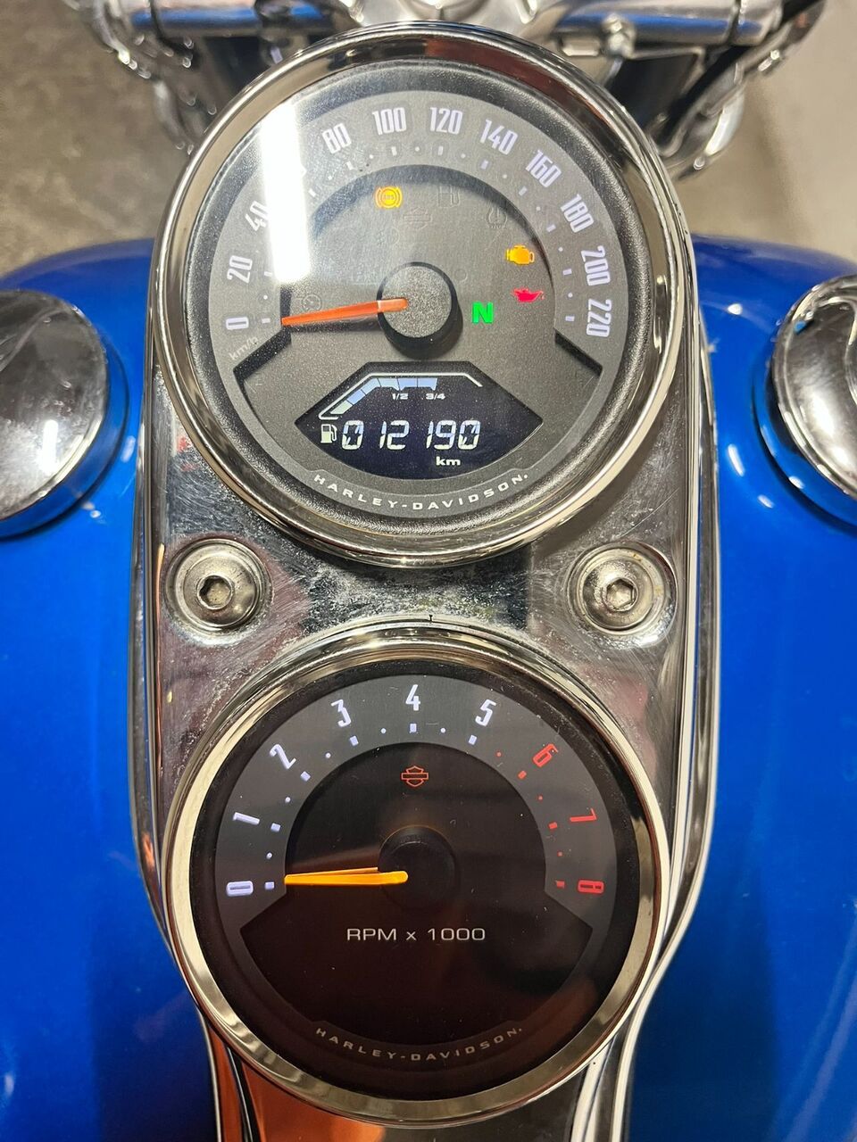 Photo HARLEY DAVIDSON LOW S