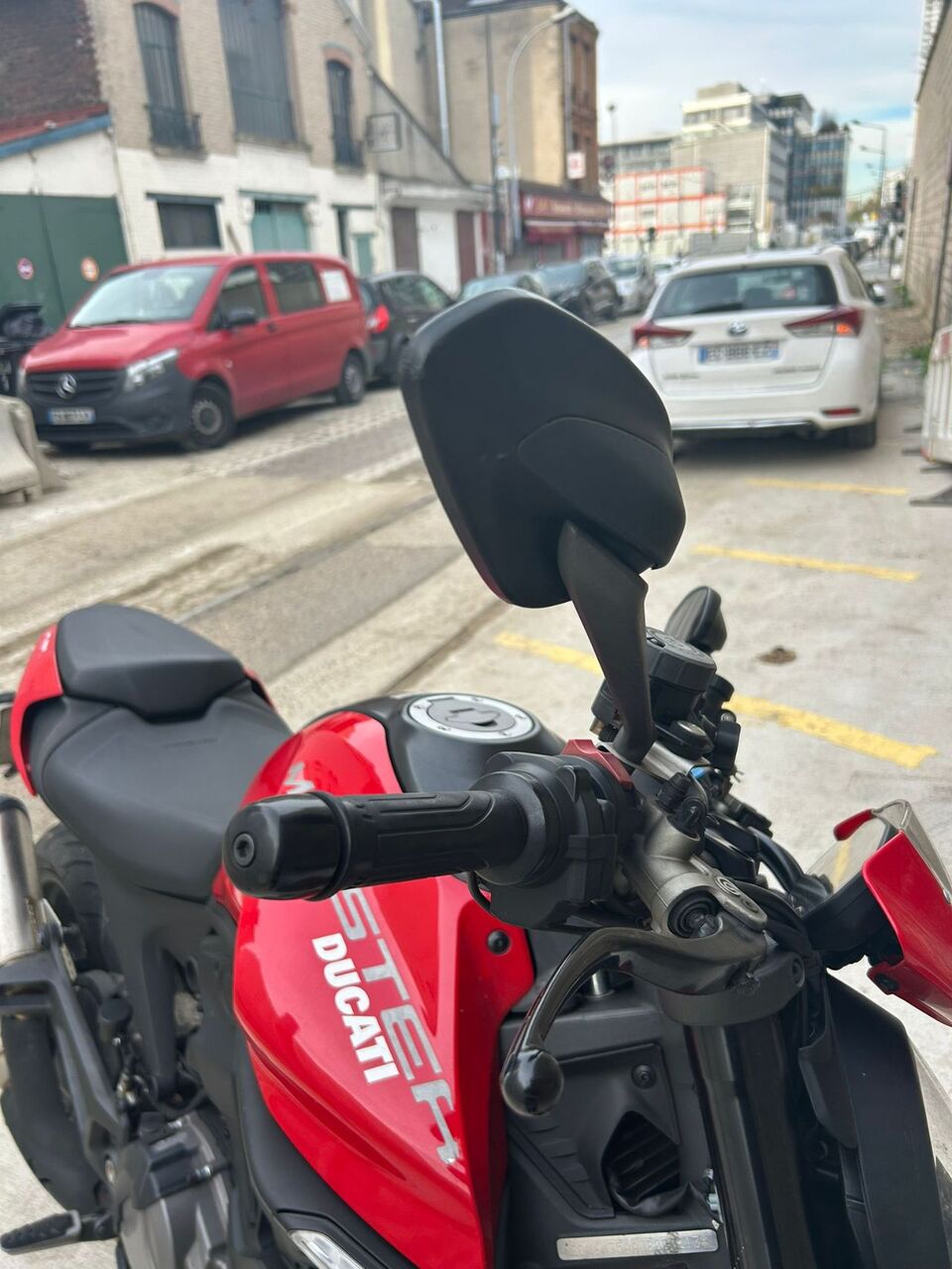 Photo DUCATI MONSTER 937+ A2