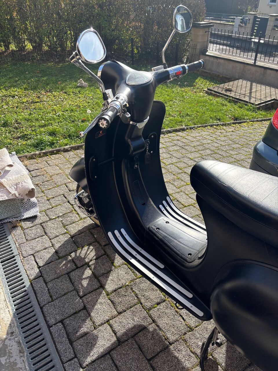 Photo SAKURA EV 2000 W - 50