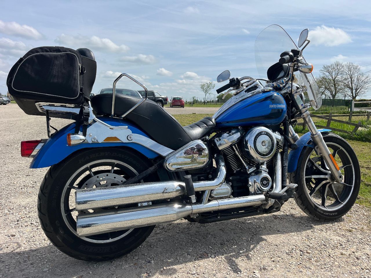 Photo HARLEY DAVIDSON LOW S