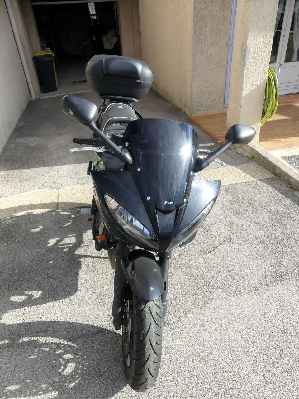 Photo YAMAHA FAZER 600 S2