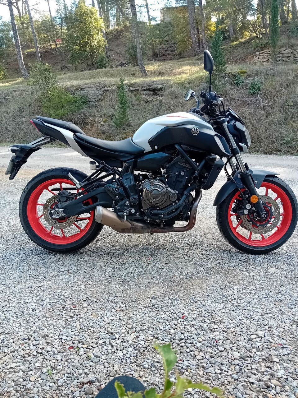 Photo YAMAHA MT 07 FULL ABS
