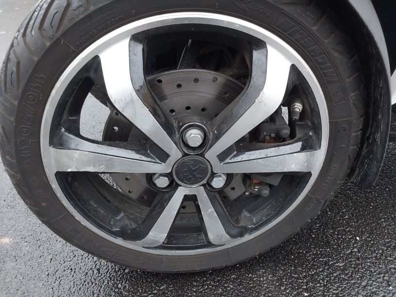 Photo PEUGEOT METROPOLIS 400