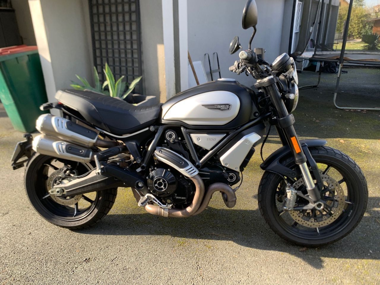Photo DUCATI SCRAMBLER 1100