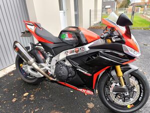 APRILIA RSV4 1100 FACTORY ABS SE-09 SBK