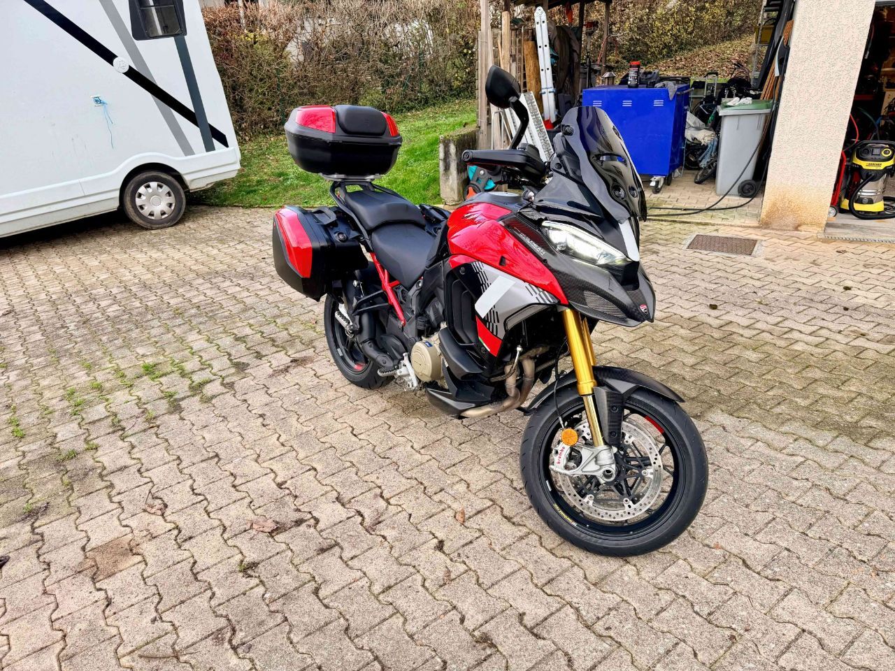 Photo DUCATI MULTISTRADA V4