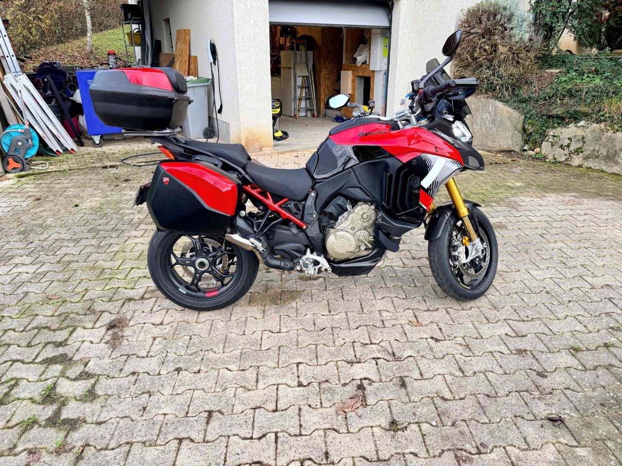 Photo DUCATI MULTISTRADA V4