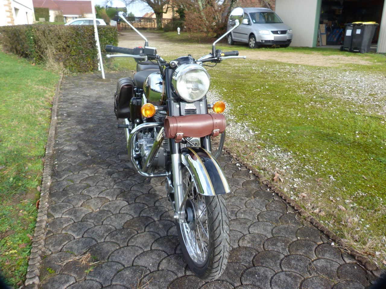 Photo ROYAL ENFIELD BULLET