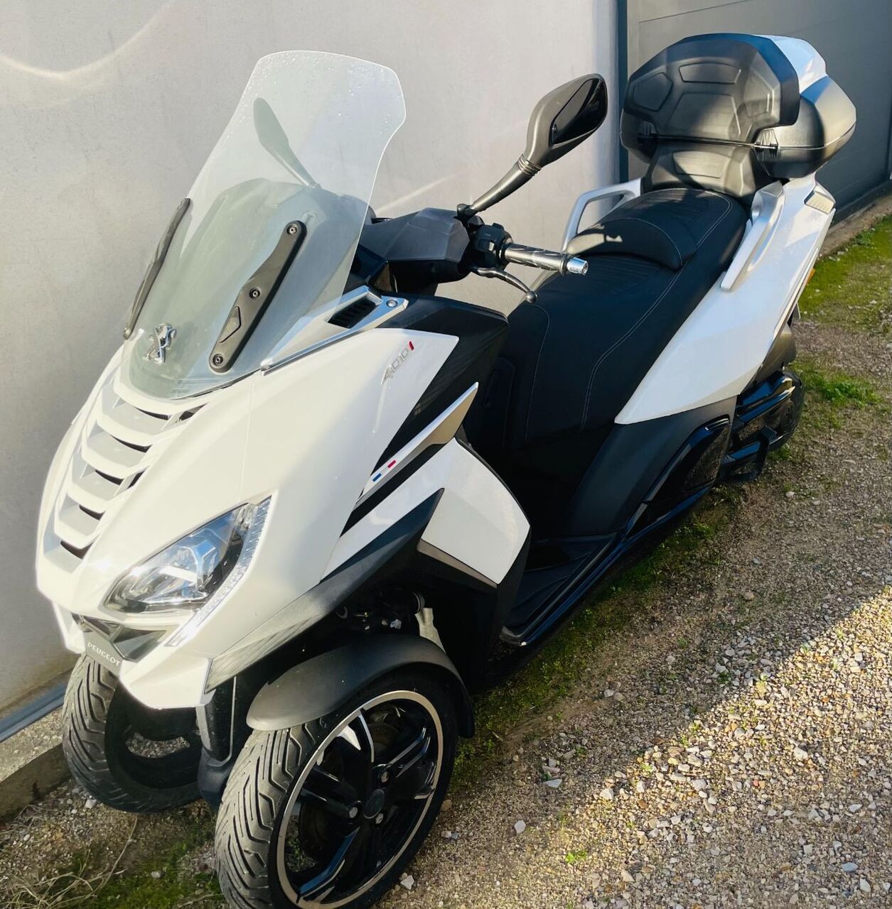 Photo PEUGEOT METROPOLIS 400