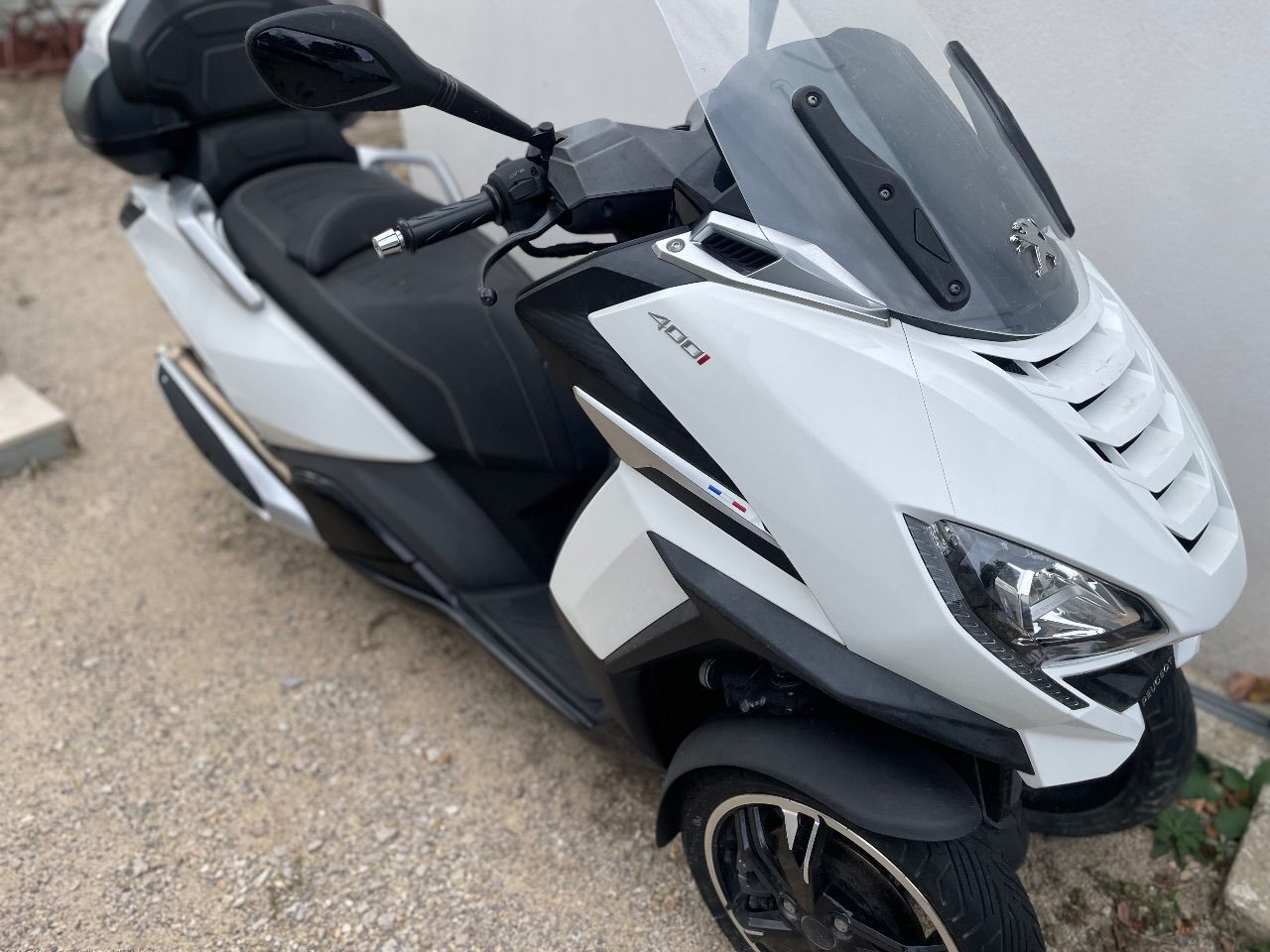 Photo PEUGEOT METROPOLIS 400